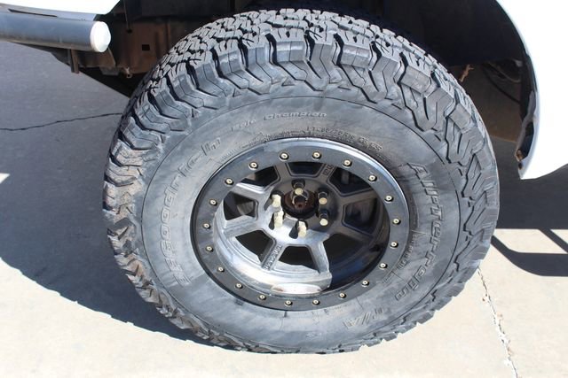 Used 2005 Nissan Frontier SE image 22