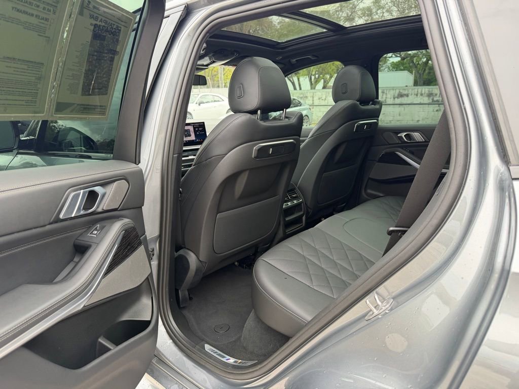 Used 2024 BMW X5 sDrive40i w/ M Sport Package image 28