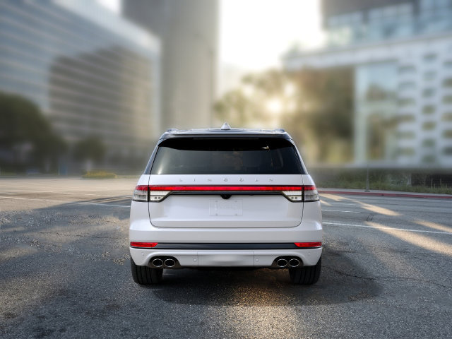 New 2027 Lincoln Aviator Reserve AWD/4WD image 9