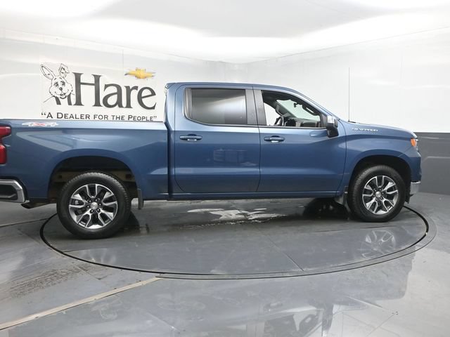 Used 2024 Chevrolet Silverado 1500 LT AWD/4WD image 37