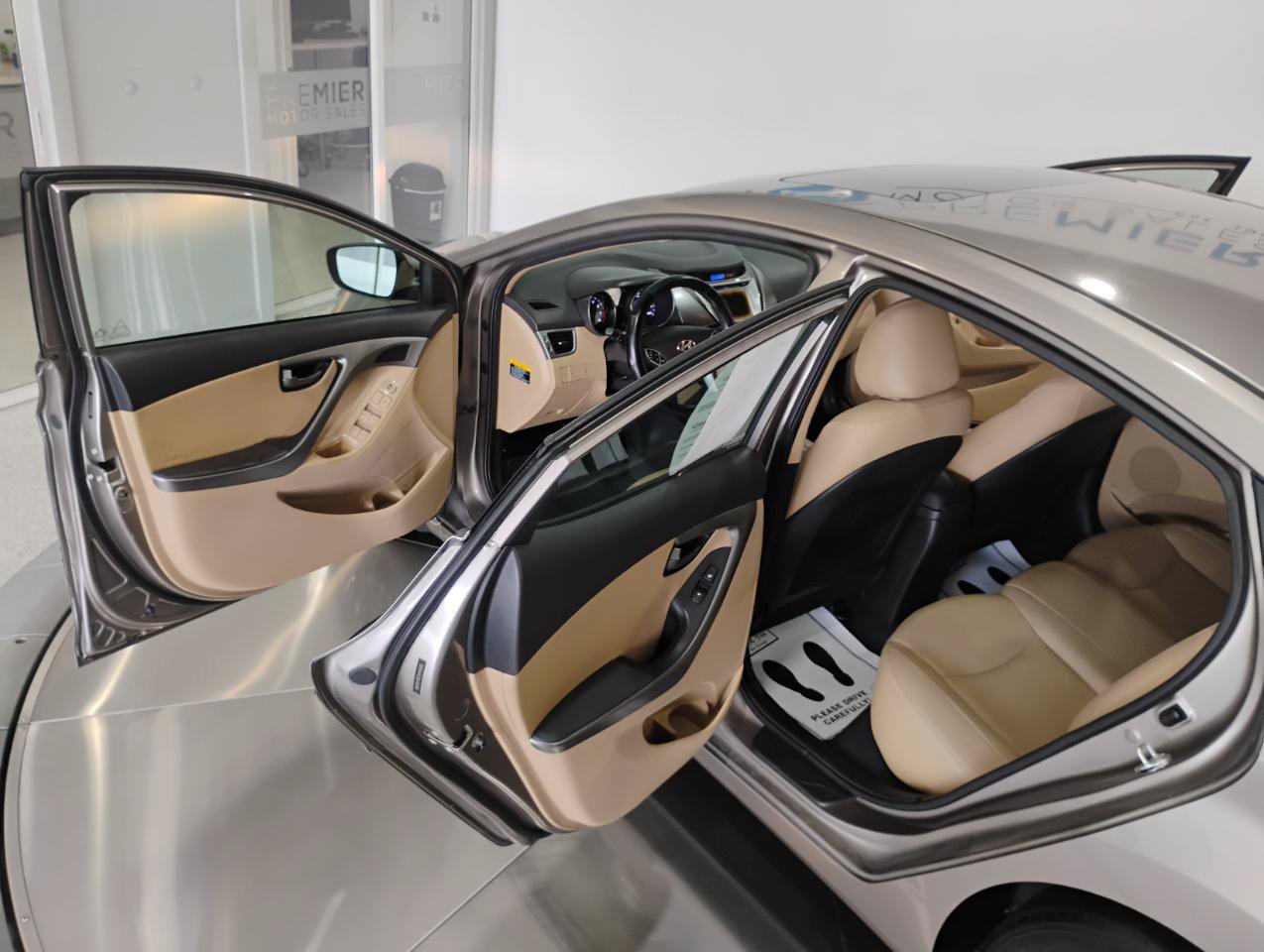 Used 2013 Hyundai Elantra Limited w/ Technology Pkg FWD image 43