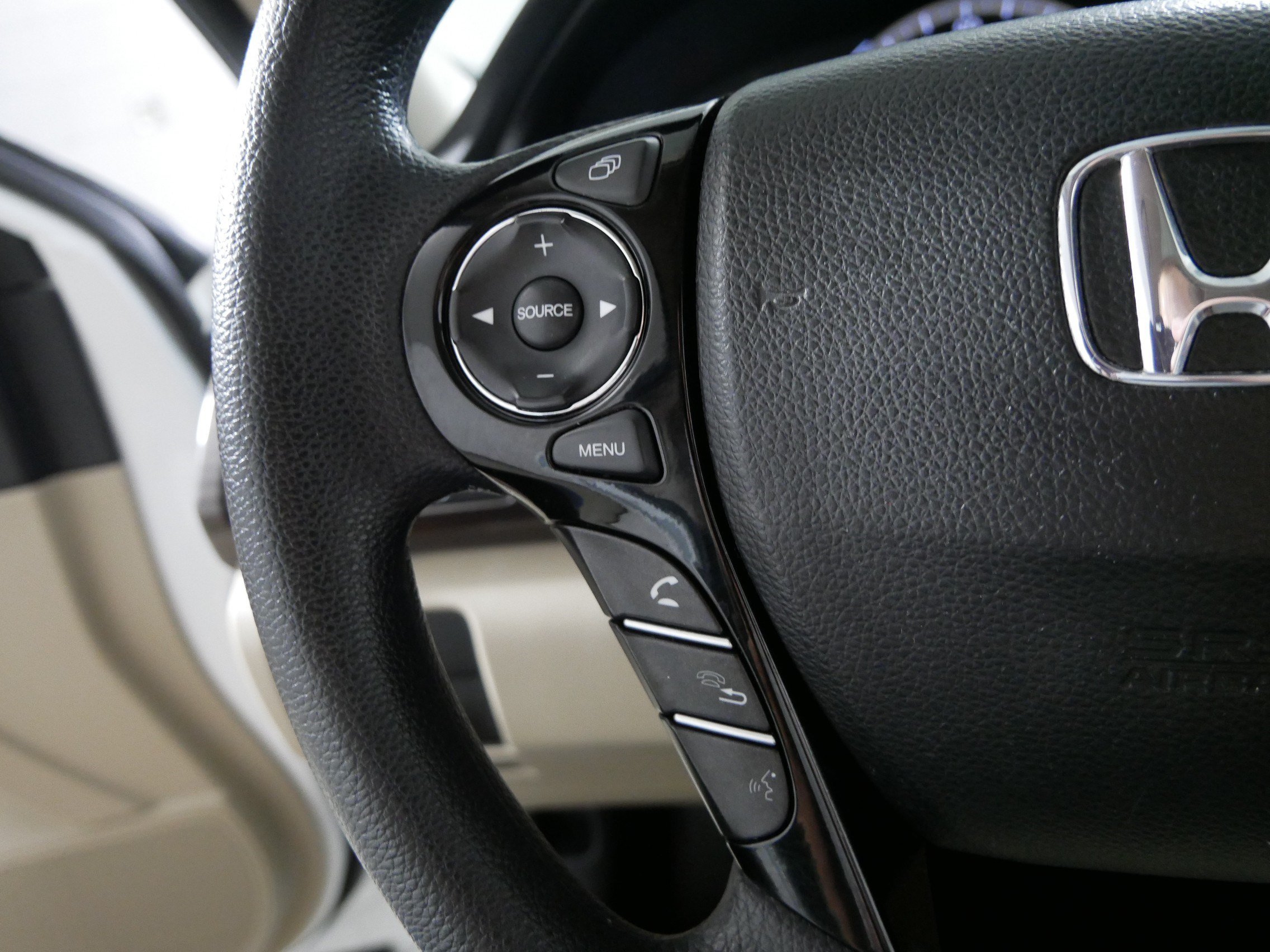 Used 2017 Honda Accord EX image 27