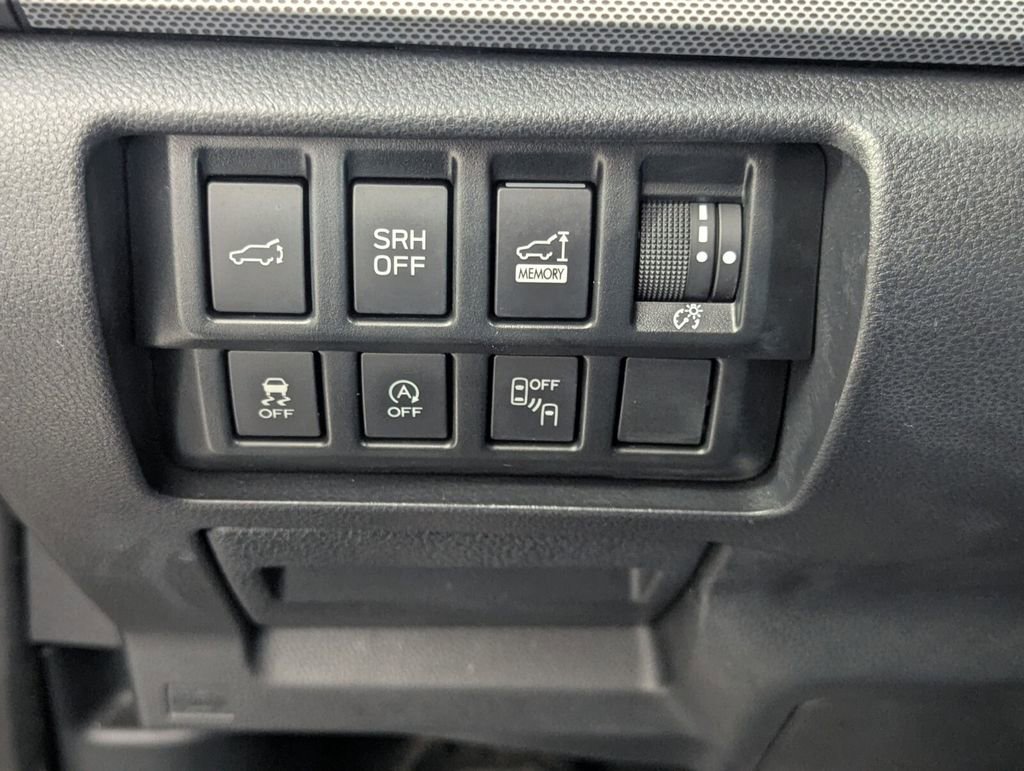Used 2019 Subaru Forester Limited w/ Popular Package #3 AWD/4WD image 13