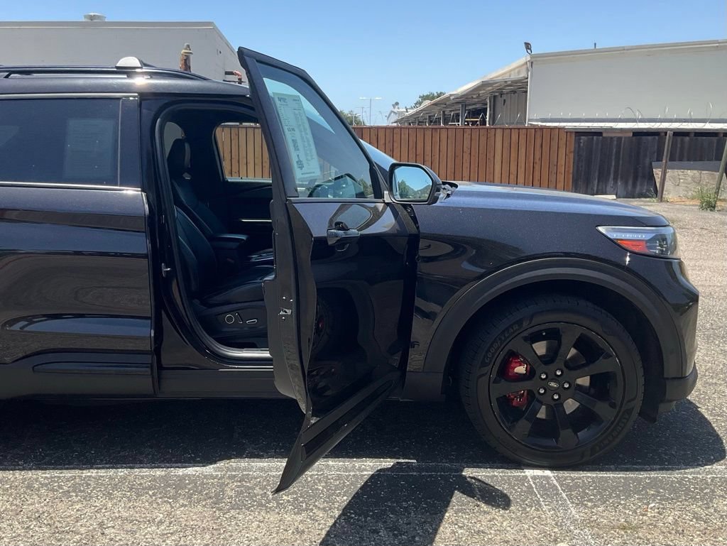 Used 2020 Ford Explorer ST w/ ST Street Pack AWD/4WD image 33