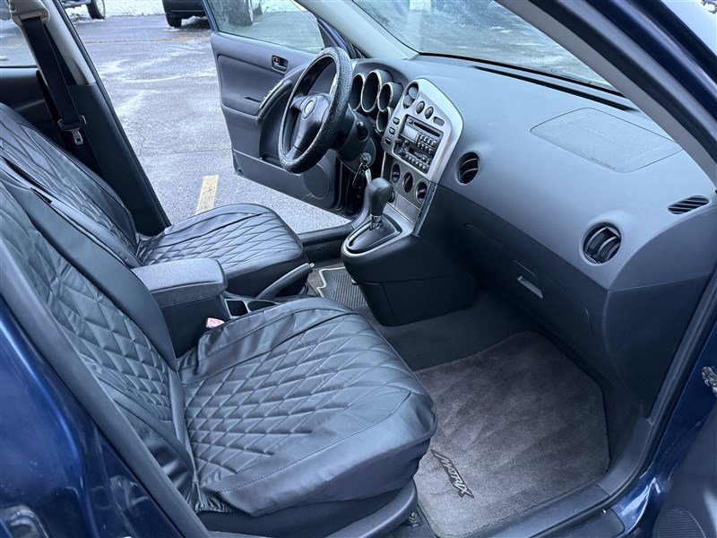 Used 2004 Toyota Matrix XR image 9
