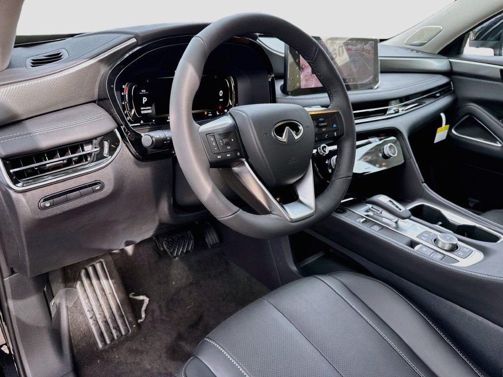 New 2027 INFINITI QX60 Luxe w/ Cargo Package FWD image 9