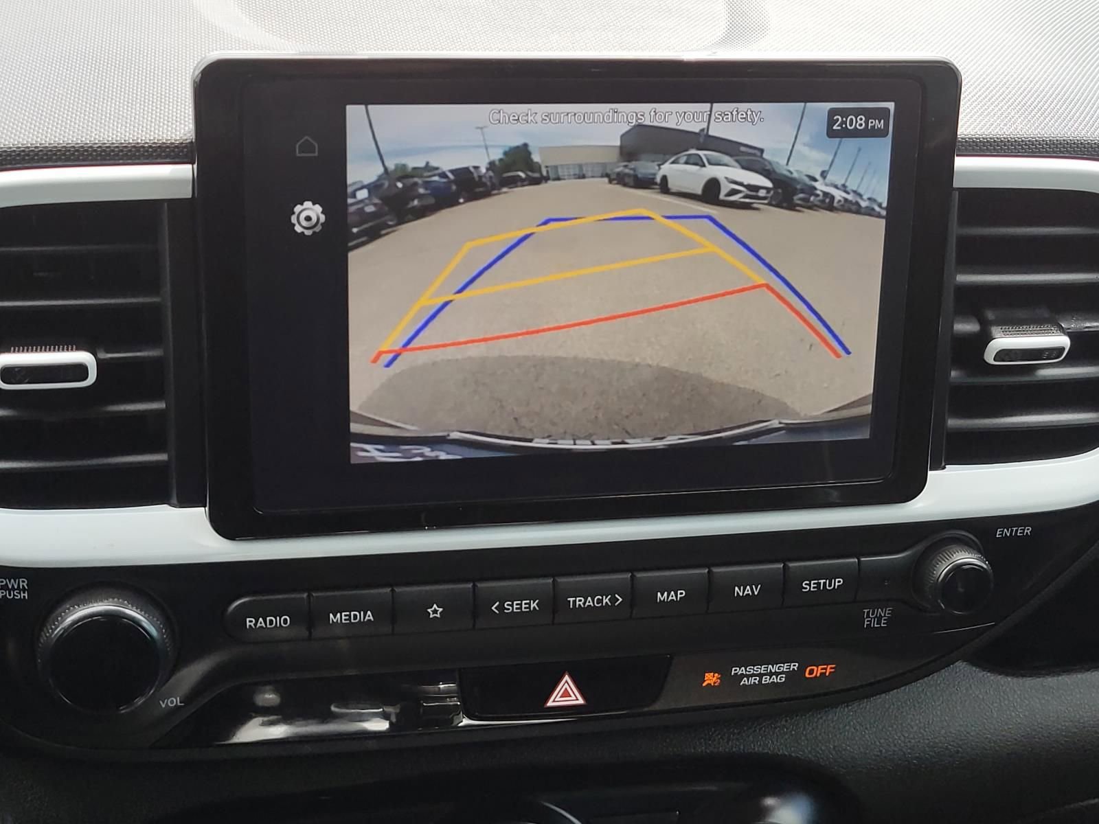Certified 2024 Hyundai Venue Limited FWD image 21