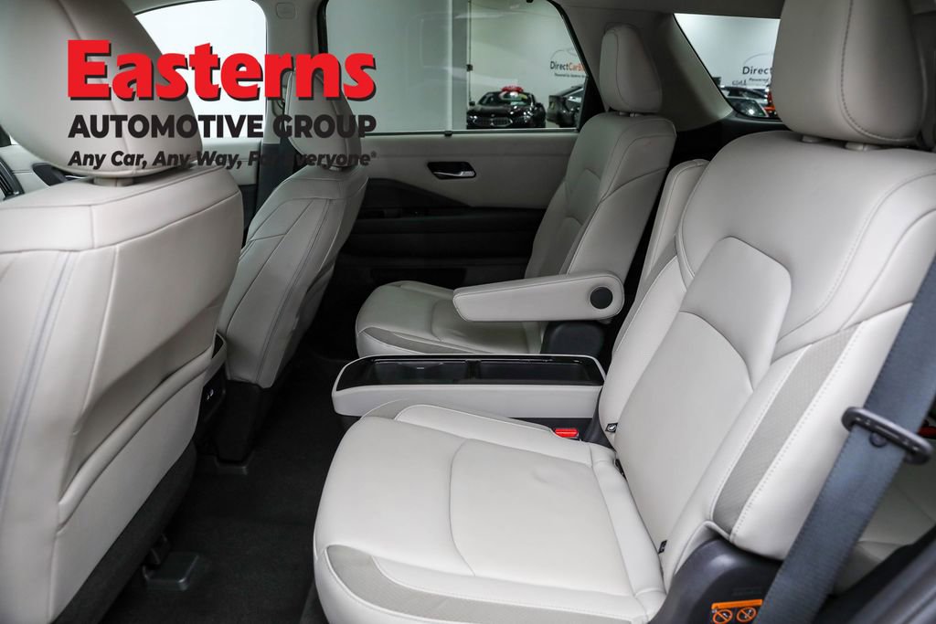 Used 2023 Nissan Pathfinder SL w/ SL Premium Package image 20