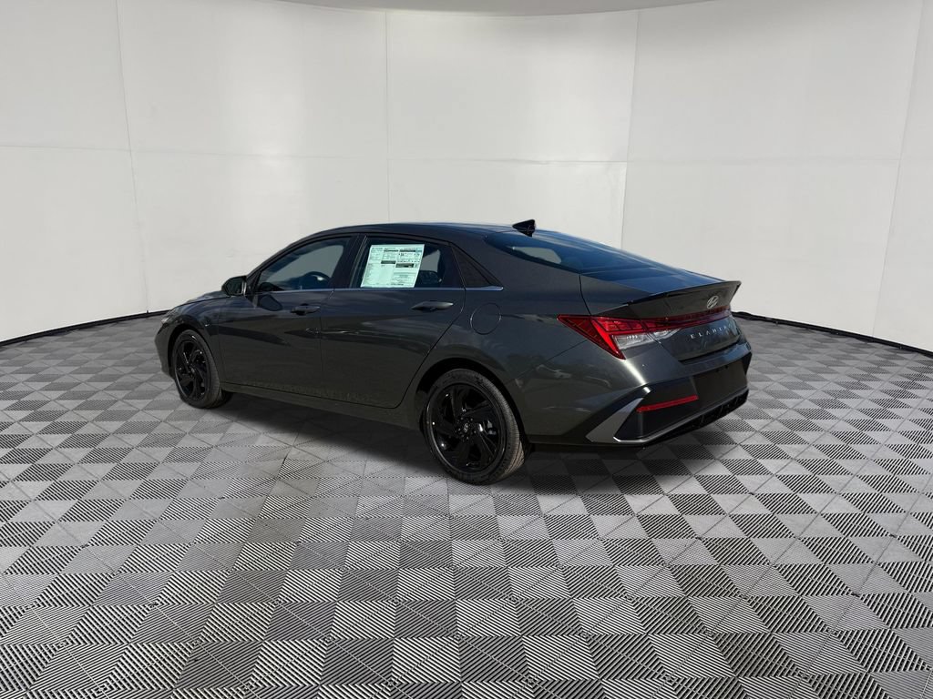 New 2026 Hyundai Elantra SEL Sport Premium FWD image 9