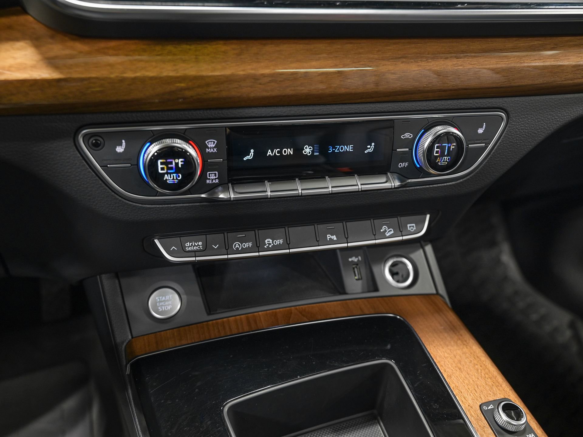 Used 2021 Audi Q5 2.0T Premium w/ Convenience Package image 23