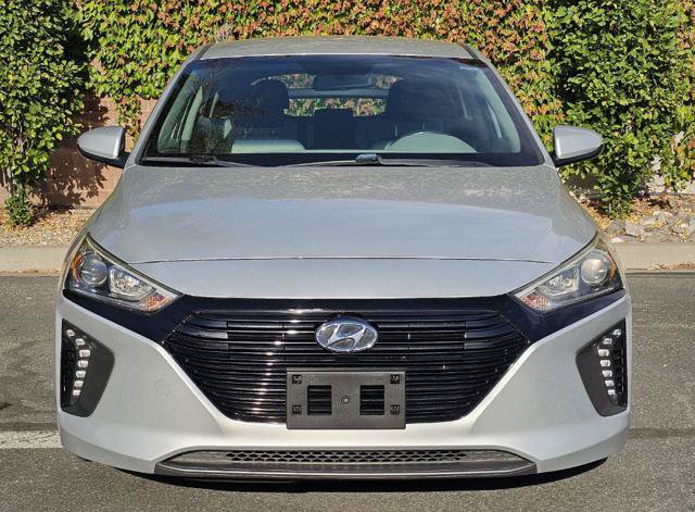 Used 2017 Hyundai Ioniq SEL FWD image 2