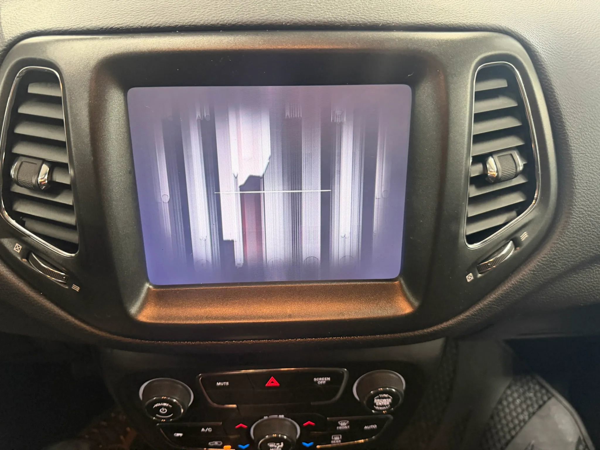 Used 2017 Jeep Compass Trailhawk w/ Leather Interior Group image 19