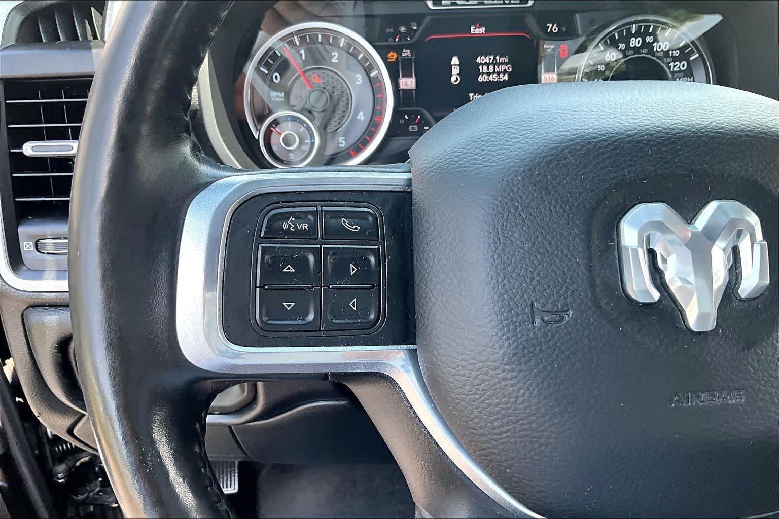 Used 2020 RAM 2500 Laramie AWD/4WD image 23