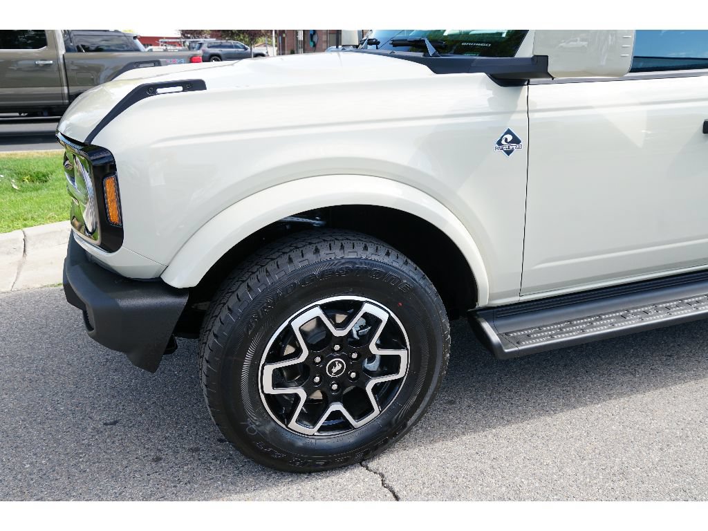 New 2026 Ford Bronco Outer Banks AWD/4WD image 5