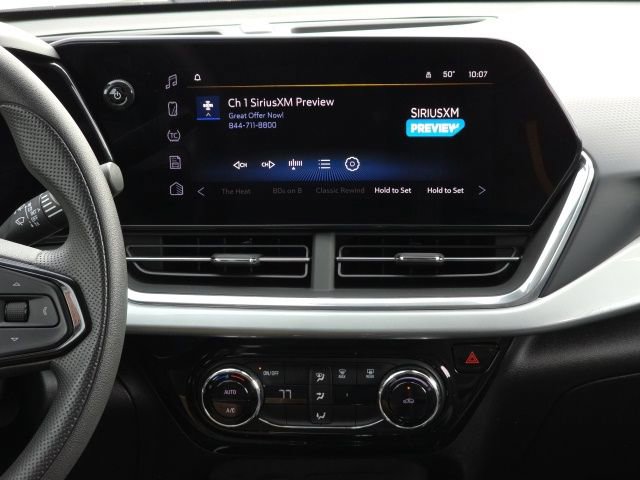 Used 2024 Chevrolet Trax LT FWD image 11
