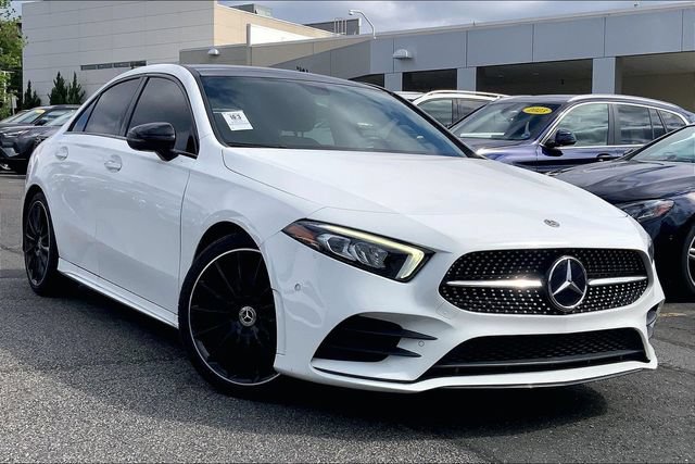 Used 2019 Mercedes-Benz A 220 w/ AMG Line image 1