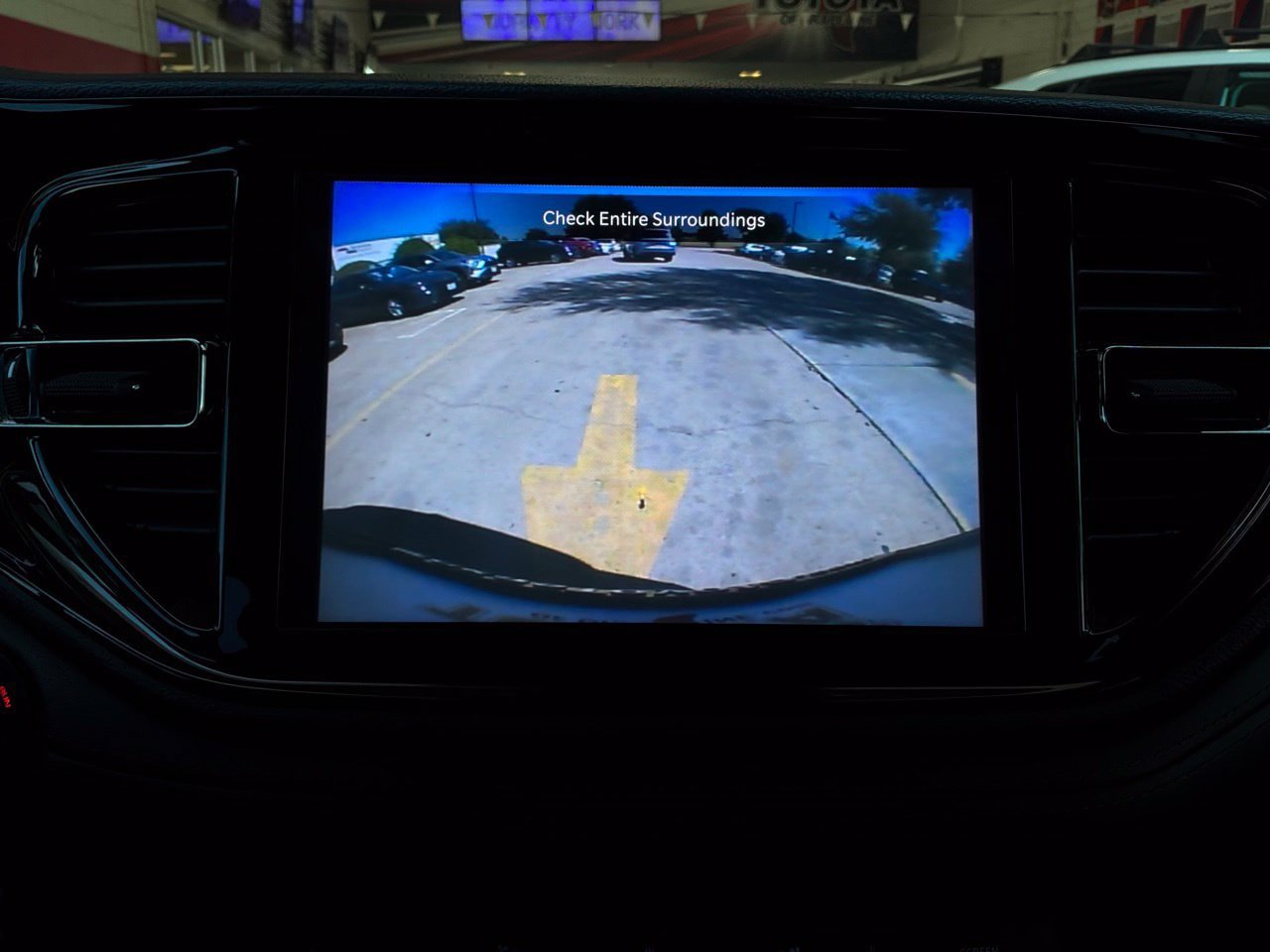 Used 2021 Dodge Durango R/T w/ Technology Group RWD image 50