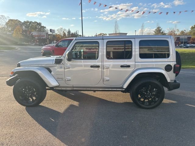 Used 2024 Jeep Wrangler Unlimited Sahara image 4