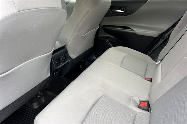Certified 2024 Toyota Venza LE AWD/4WD image 4