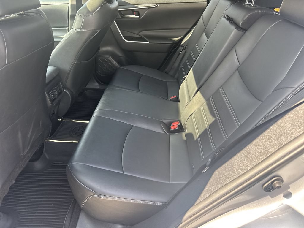 Used 2021 Toyota RAV4 XLE Premium FWD image 20