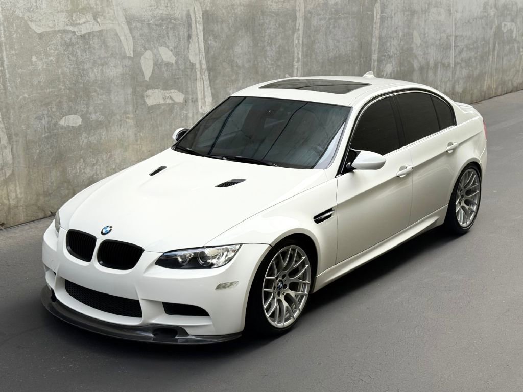 Used 2011 BMW M3 Sedan image 2
