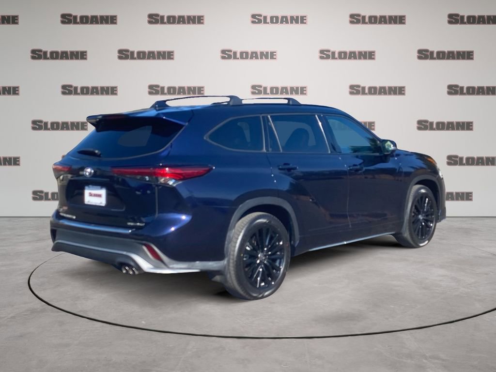 Used 2023 Toyota Highlander XSE AWD/4WD image 5