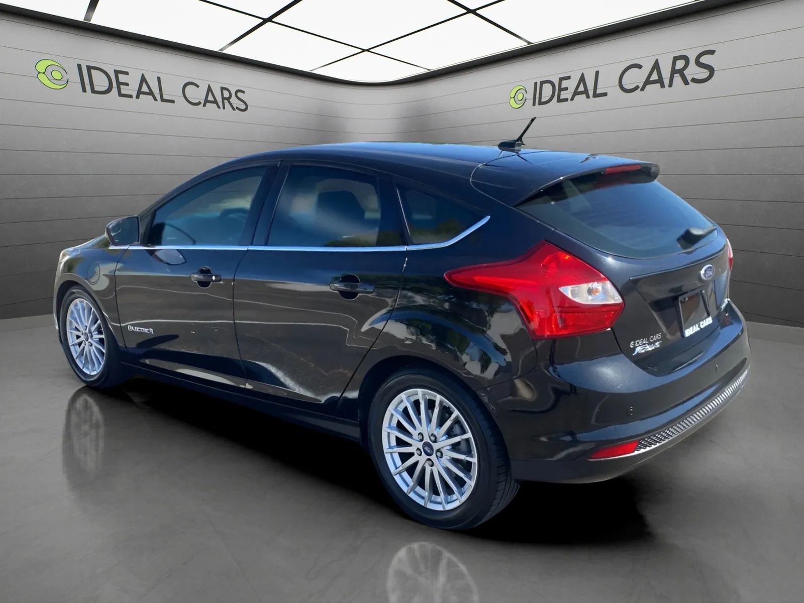 Used 2013 Ford Focus Electric Hatchback FWD image 7