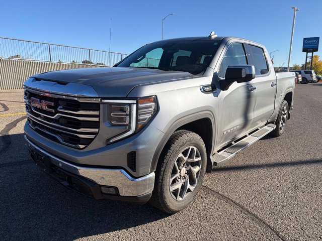 Used 2025 GMC Sierra 1500 SLT w/ SLT Premium Plus Package AWD/4WD image 4