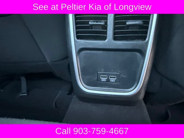 Used 2022 Dodge Charger SXT RWD image 11