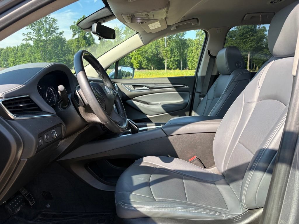 Used 2019 Buick Enclave Essence AWD/4WD image 13