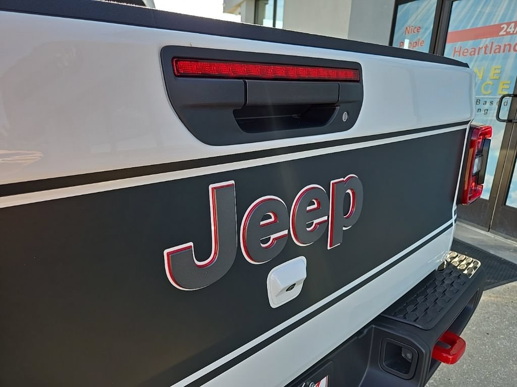 New 2026 Jeep Gladiator Mojave AWD/4WD image 24
