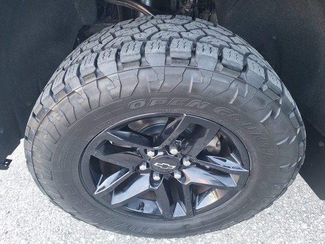 Used 2019 Chevrolet Silverado 1500 LT Trail Boss AWD/4WD image 24
