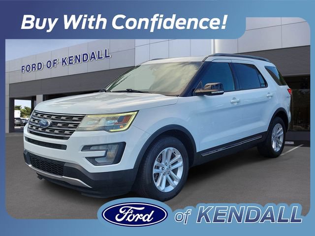 Used 2017 Ford Explorer XLT FWD image 1