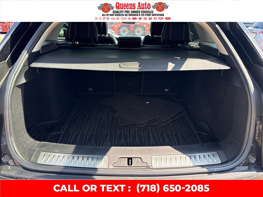 Used 2018 Land Rover Range Rover Velar S AWD/4WD image 14