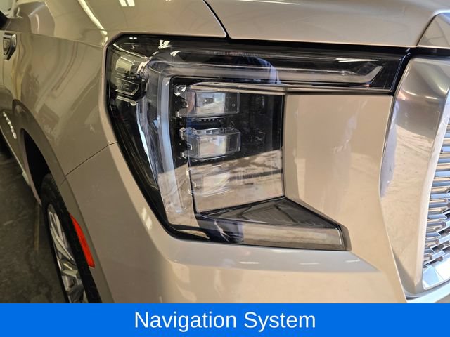 Used 2021 GMC Yukon XL Denali w/ Denali Ultimate Package AWD/4WD image 5