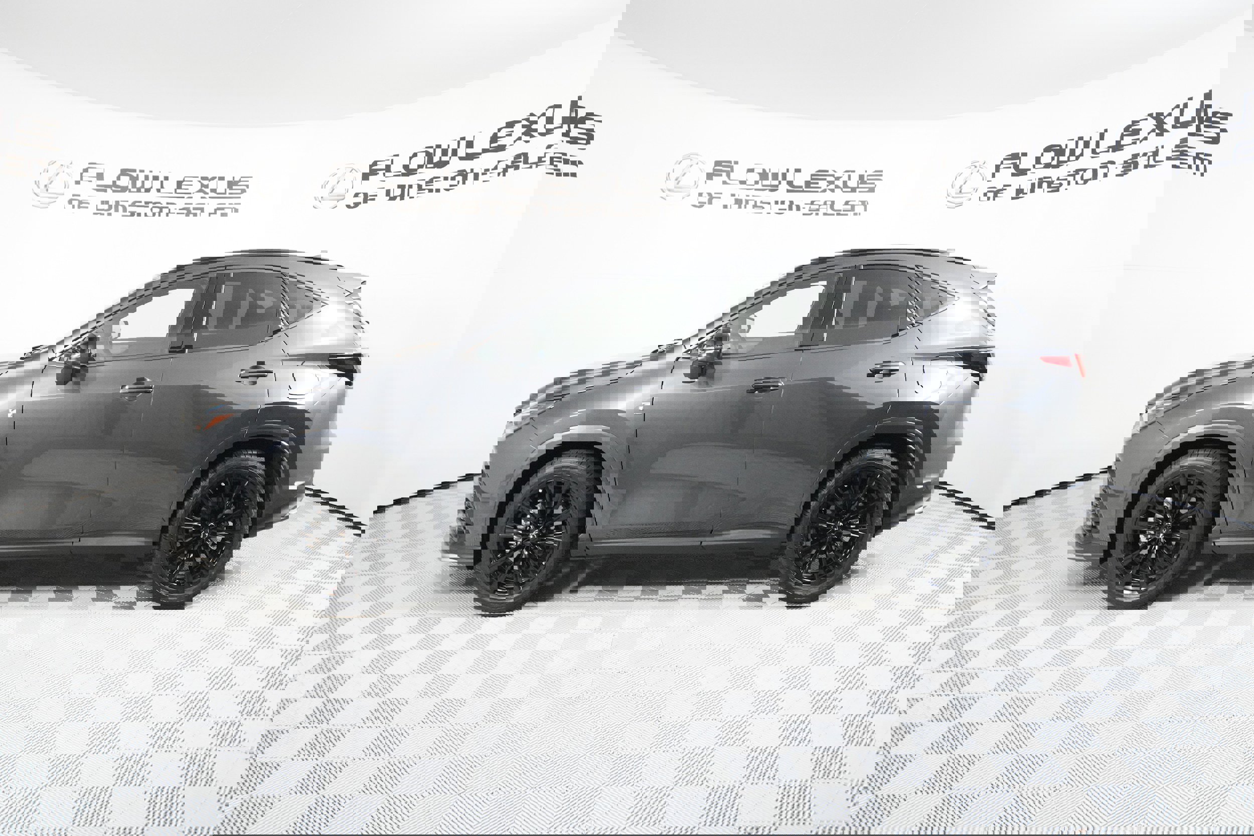 Certified 2025 Lexus NX 350 F Sport image 4