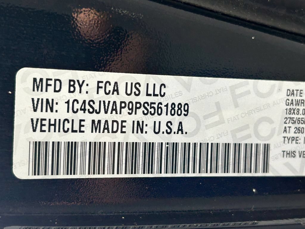 Used 2023 Jeep Wagoneer 4WD image 20