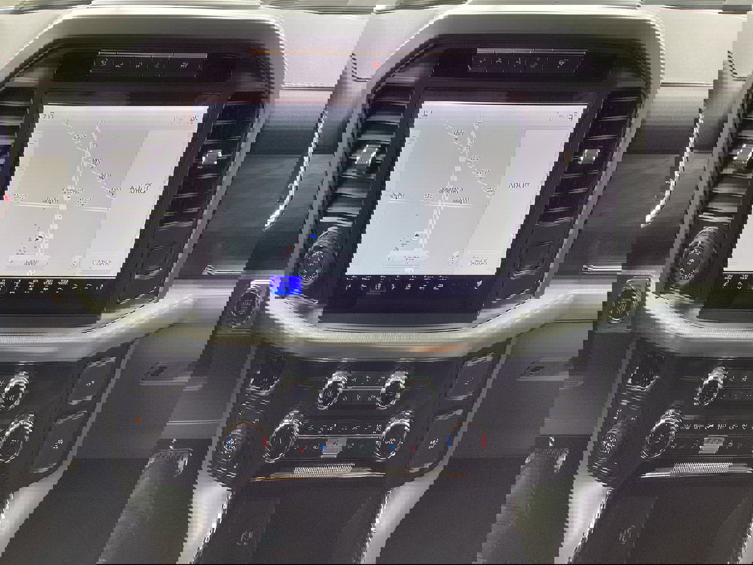 Used 2024 Ford F150 Lariat image 17