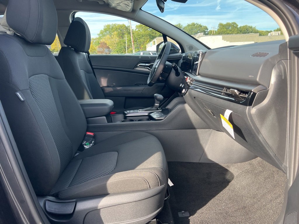 New 2026 Kia Sportage LX image 14