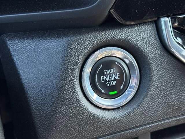 Used 2023 Chevrolet Colorado W/T RWD image 17