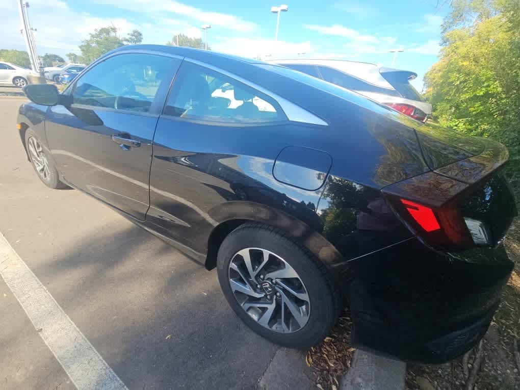 Used 2019 Honda Civic LX image 6