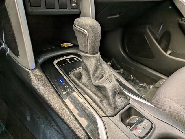 Used 2022 Toyota Corolla Cross LE w/ Moonroof Package FWD image 16