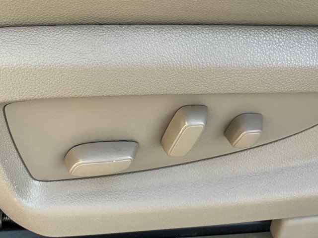 Used 2020 Chevrolet Tahoe LT image 29