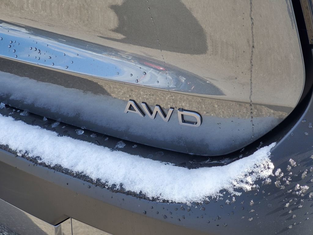 New 2026 Nissan Kicks SV w/ Cold Weather Package AWD/4WD image 8