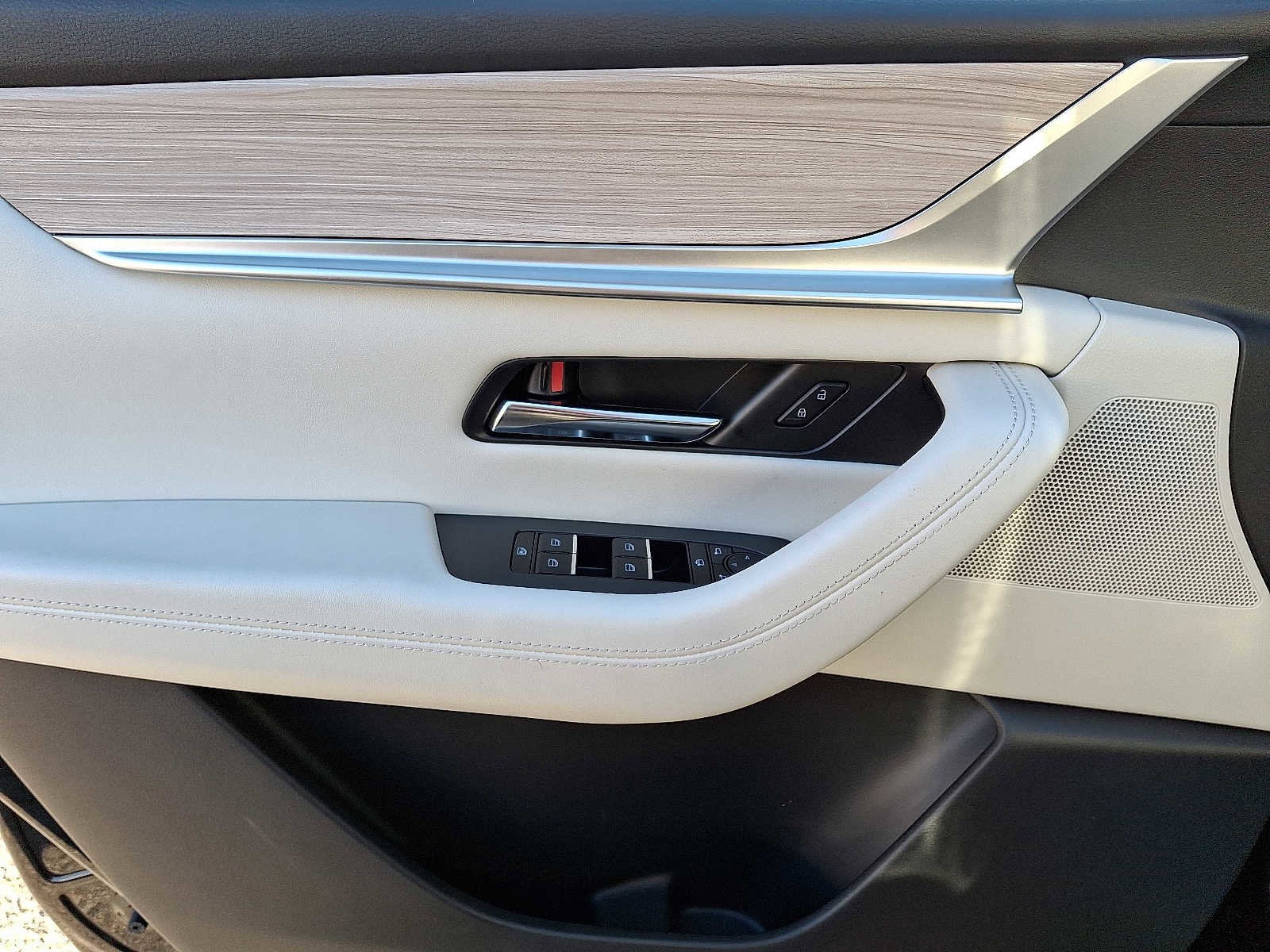 Certified 2024 MAZDA CX-90 3.3 Turbo S w/ Premium Package image 14