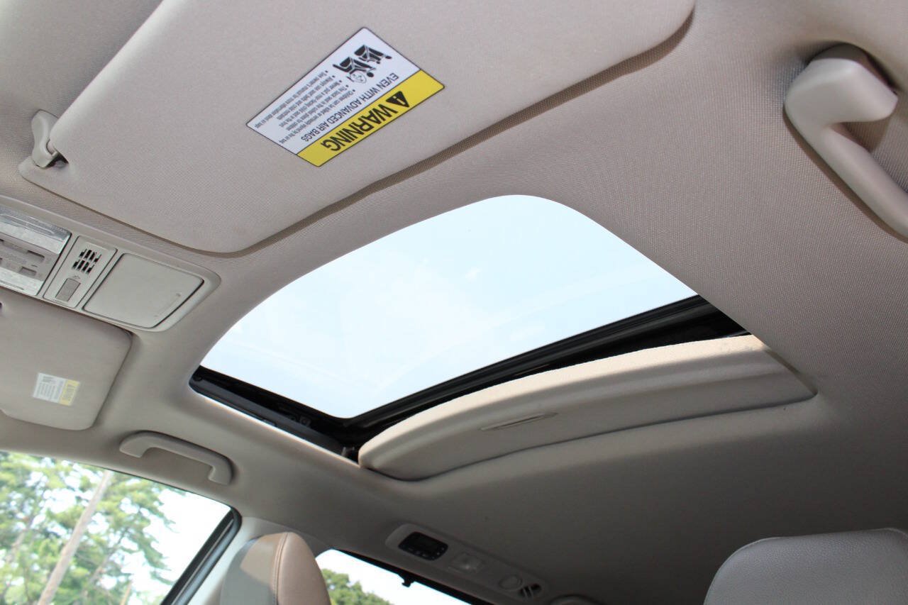 Used 2015 Honda Odyssey EX-L image 17