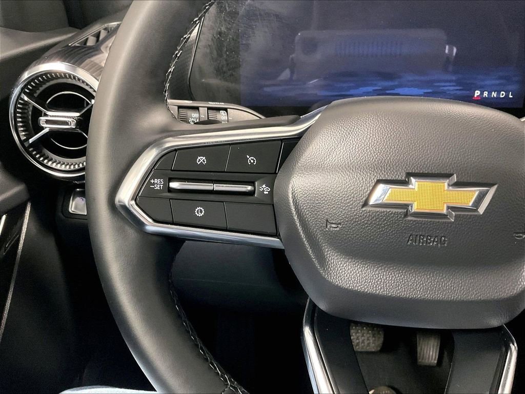 Used 2025 Chevrolet Equinox LT AWD/4WD image 22