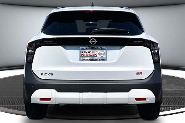 New 2026 Nissan Kicks SR image 4