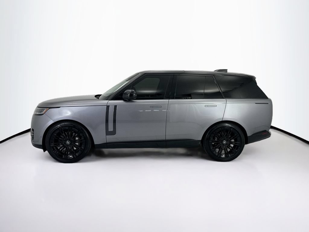 Certified 2025 Land Rover Range Rover SE AWD/4WD image 8