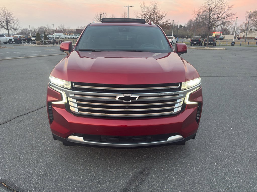 Used 2024 Chevrolet Tahoe High Country image 2